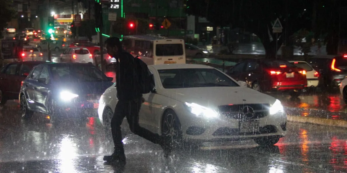 Alta probabilidad de lluvias y tormentas eléctricas en Puebla este lunes: recomendaciones oficiales