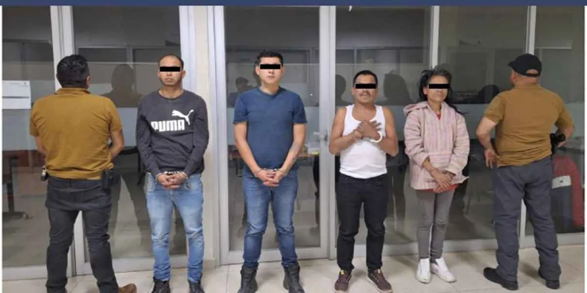 Cateo en Puebla: FGE asegura cristal, marihuana y detiene a cuatro personas