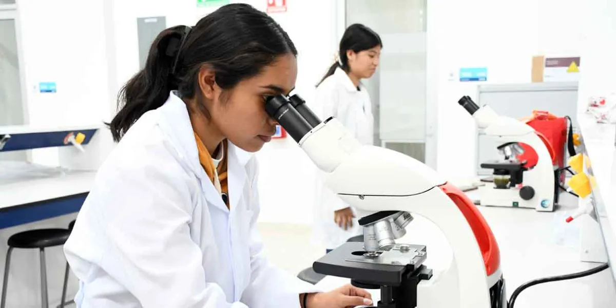 Obtiene Ingeniería Biomédica dictamen que avala su calidad académica