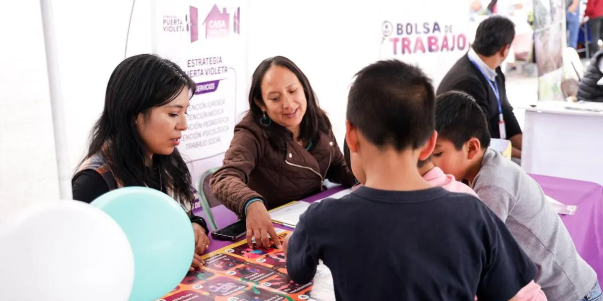 San Francisco Acatepec recibe Jornada de Proximidad Social encabezada por Lupita Cuautle