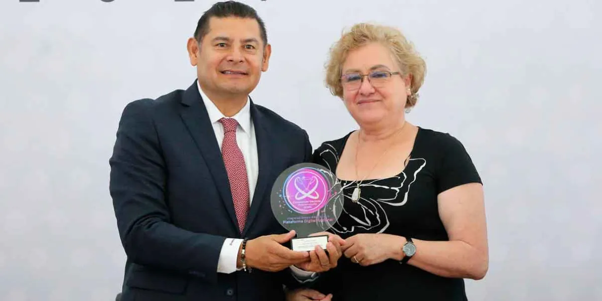 Puebla destaca en el país en manejo transparente de recursos públicos