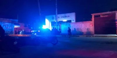 Sicarios mataron a un expolicía al tratar de ejecutar a un hombre en San Lucas Atoyatenco