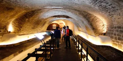 Fortalece Pepe Chedraui la conservación del patrimonio con mantenimiento al Puente de Bubas y Pasaje Histórico 5 de Mayo