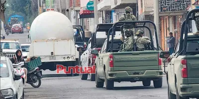 Decomisan pipa y camioneta con tanques de gas en Santiago Coltzingo