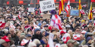 Trump amenaza a la UE por Groenlandia y genera protestas en Europa