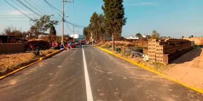 Pavimentación en San Diego Cuachayotla mejora movilidad en Cholula