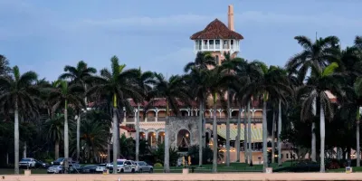 Agentes matan a tiros a hombre armado que intentó ingresar a la residencia de Trump