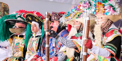 El carnaval de huejotzingo recibió certificación federal "Hecho en México"