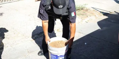 Retiran estorbos de la vía pública en Agua Santa; operativos continuarán