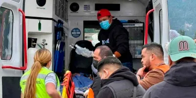 Emergencia médica moviliza traslado aéreo desde Cuacuila a la capital poblana