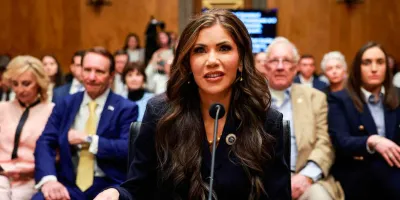 Cambio en el gabinete de Trump: Kristi Noem deja Seguridad Nacional y llega Markwayne Mullin