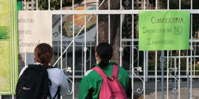 El BINE trató de imponer a director y desplazar a la SEP: Segob