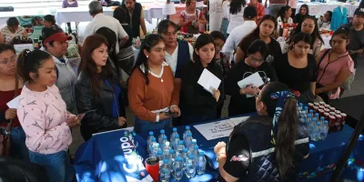 Puebla impulsa empleo femenino con más de 700 vacantes en feria laboral 2026