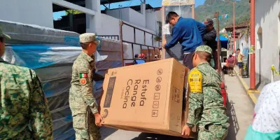 Gobierno de México entrega en Puebla más de 6 mil apoyos por tormenta Jerry