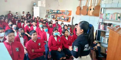 Talleres escolares en Huauchinango para combatir el delito