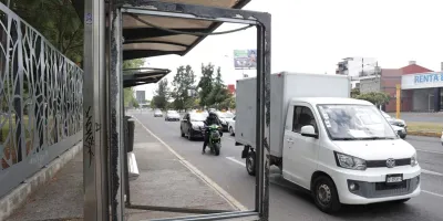 Sigue viva en el Congreso la solicitud municipal para concesionar paraderos