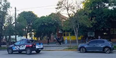  Tiroteo en escuela de Argentina: alumno de 15 años mata a estudiante de 13 y deja heridos