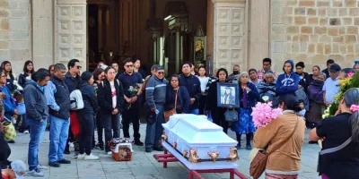 El feminicidio de la maestra Zeltzin Rubí sacude a Oaxaca