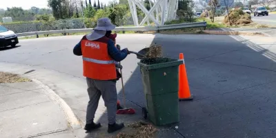 Acciones de limpieza llegan a Bulevar Municipio Libre en Puebla capital