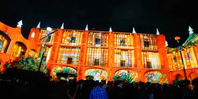 Con 150 mil espectadores al día, Glow detona derrama económica en Puebla