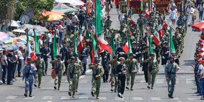 Puebla modifica recorrido del desfile 5 de Mayo: volverá al Boulevard y habrá nuevas tribunas