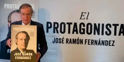 VIDEO.   José Ramón Fernández protagoniza reencuentro histórico al presentar su libro