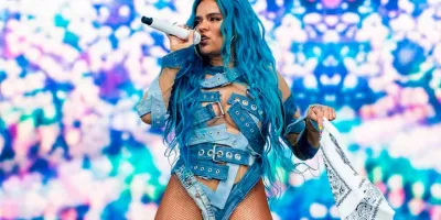Karol G arrasa en México: abre tercera fecha en CDMX tras filas de 90 mil fans y boletos agotados