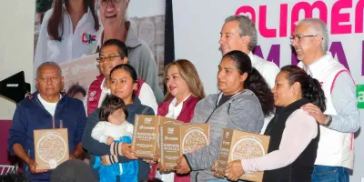 Lleva Pepe Chedraui seguridad alimentaria a habitantes de San Pablo Xochimehuacan