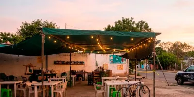 Yehualtepec: motosicarios matan a dos en Micheladas La Iguana