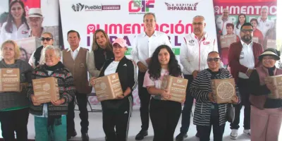 Pepe Chedraui entrega más de 11 mil despensas del programa Alimentación Imparable en Hueyotlipan