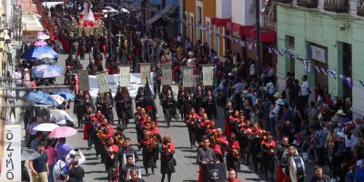 Miles caminaron con Cristo hacia la Cruz durante la Procesión de Viernes Santo