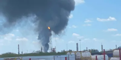 49 escuelas respiran cóctel tóxico por refinerías