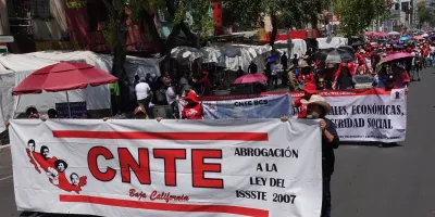 Plantón en el Zócalo y paro indefinido de la CNTE paralizarán varios estados