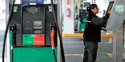 Gasolineros alertan desabasto de gasolina en México; 11 estados reportan afectaciones