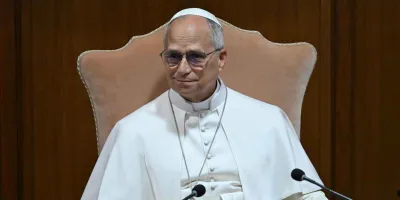 Papa León XIV pide desarmar la inteligencia artificial y regular la IA a nivel global