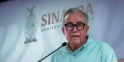 Señalan que Rocha Moya salió en helicóptero militar junto a sus hijos desde Palacio