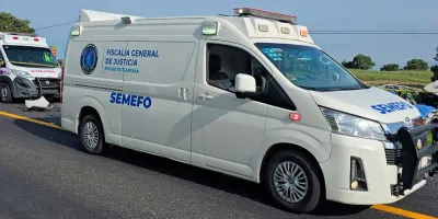 Choque entre camioneta y autobús en Cuapiaxtla deja cuatro muertos y un lesionado