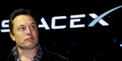 Elon Musk supera los 2 billones de dólares y hace historia tras el debut bursátil de SpaceX
