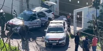 Asesinan a hombre con arma blanca frente a fraccionamiento en zona del Periférico