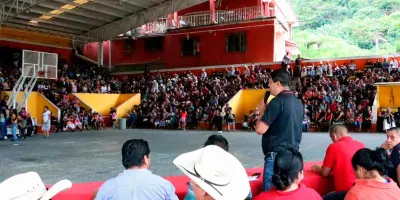 Pueblo organizado de Huitzilan de Serdán opta por la estabilidad y rechaza participar en asamblea del FAISPIAM