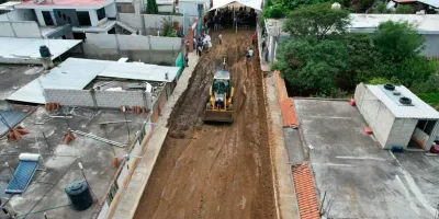 Justicia social en Atlixco: Ariadna Ayala arrancó otra obra para beneficiar a familias