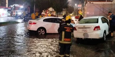 Tormenta inundó calles y bulevares del SUR de la ciudad de Puebla