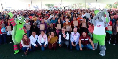A través del DIF Puebla Capital, entrega Pepe Chedraui más de 4 mil despensas en La Resurrección