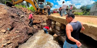 Obras de desazolve de la red de drenaje y limpia de cauces de Huauchinango