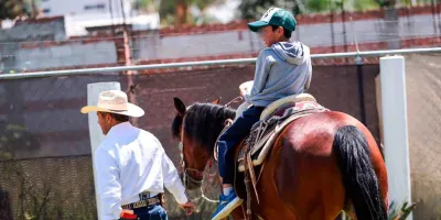 Lupita Cuautle fortalece la inclusión con programa de equinoterapia en San Andrés Cholula