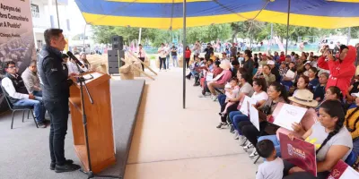 Gobierno de Puebla entrega apoyos e impulsa obras comunitarias en San José Ozumba