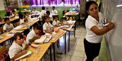 Maestros y personal educativo tendrán aumento salarial en 2026; SEP lo hace oficial