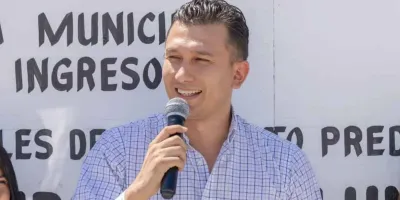 Tesorero de Tulum presenta renuncia tras detención en el Aeropuerto Internacional de Cancún
