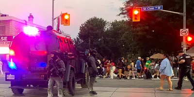 Balacera en plena celebración callejera en Toronto desata megaoperativo