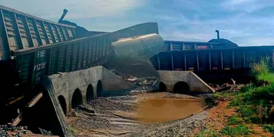 Tren de Ferromex se descarrila y derrama 59 mil litros de sustancia química